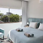 Elegant And Stylish Camps Bay Villa-New Listing!!!