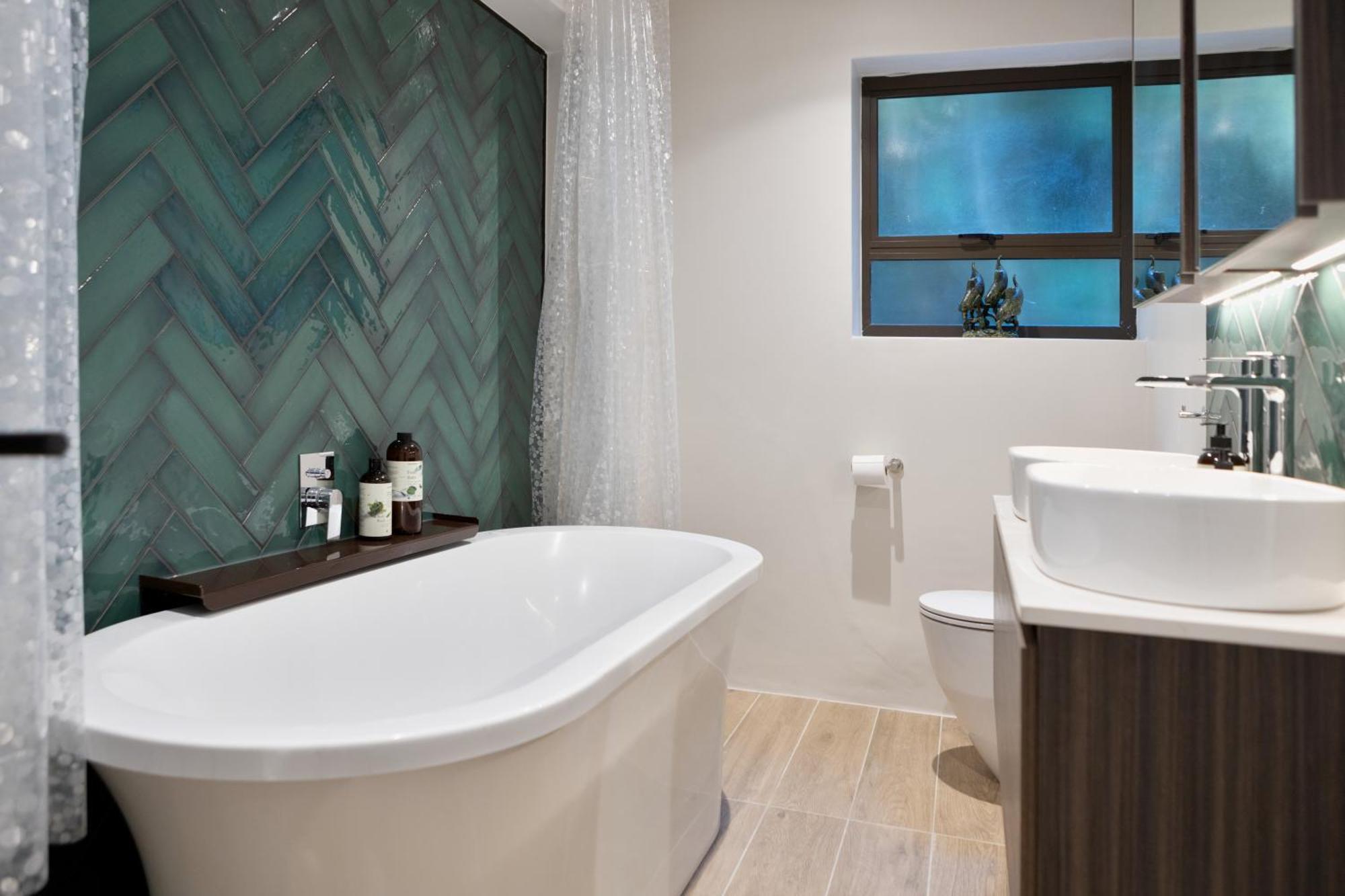 Elegant And Stylish Camps Bay Villa-new Listing!!! Villa